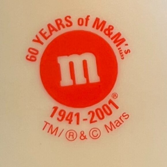 VINTAGE 60 YEARS of M&M’s 1941-2001 Diner Mug ~ Advertising ~ Mars Candies - Picture 10 of 10